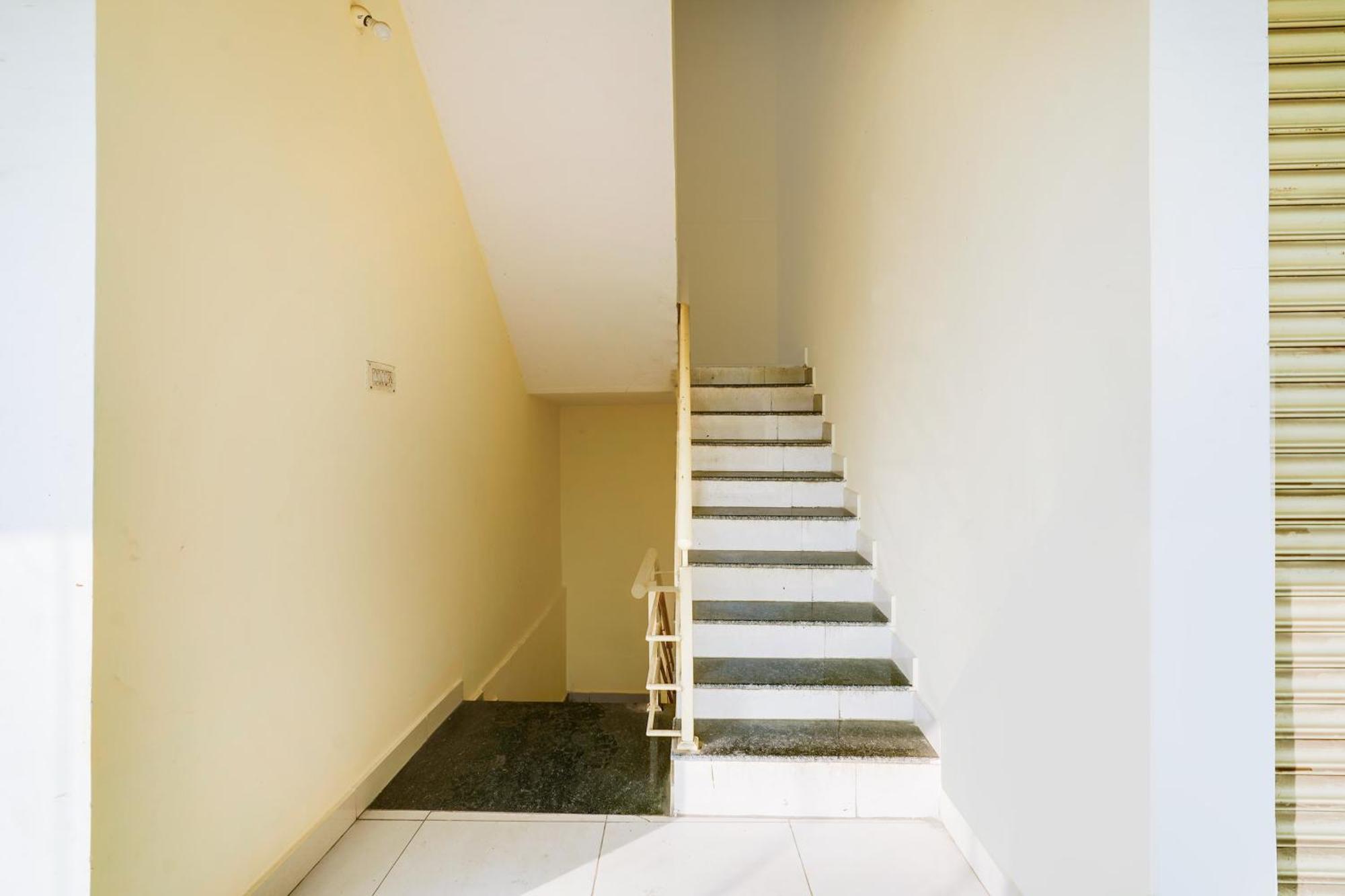 Super Townhouse Marathahalli Near Klm Fashion Mall Bengaluru Zewnętrze zdjęcie